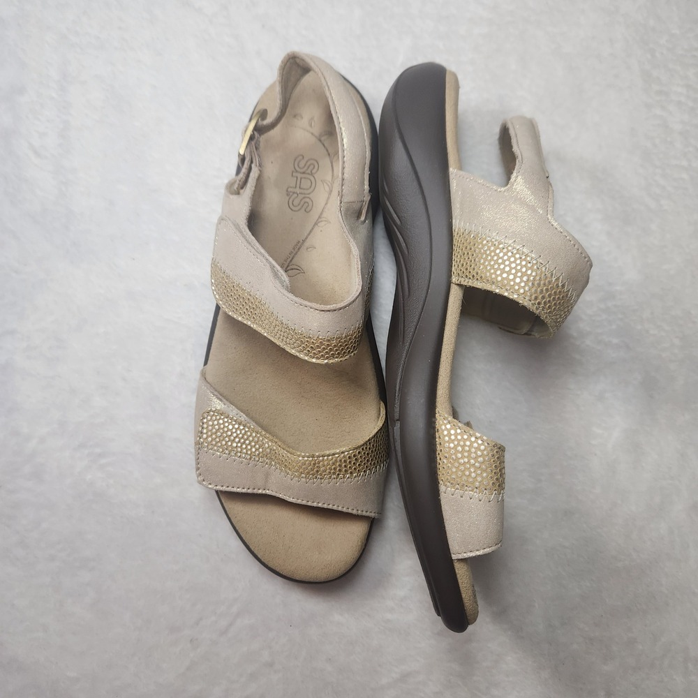 SAS Womens 7.5 W Sandal J8347717 Champagne Gold Leather Comfort Made in USA